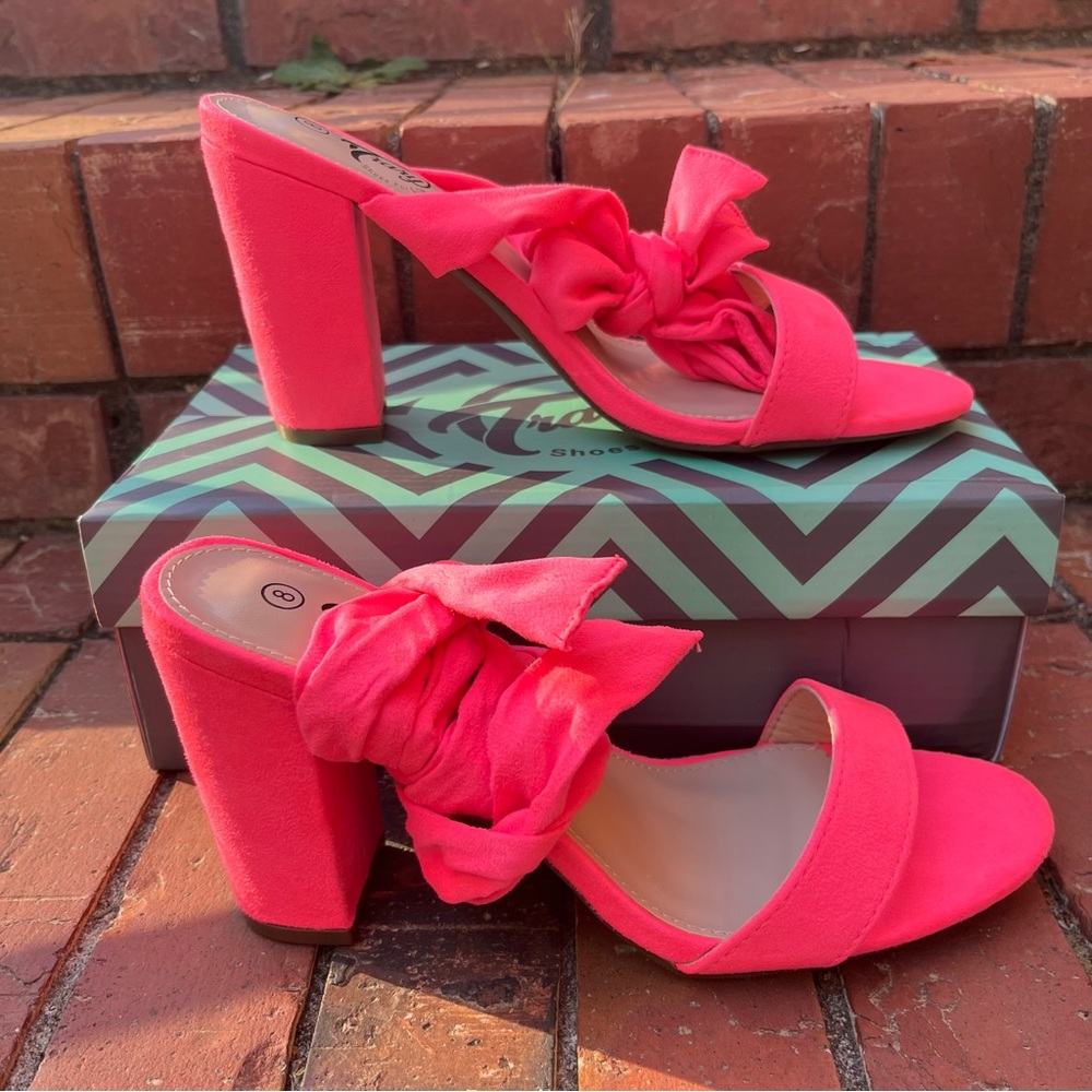 Trary Size 8 Pink Lace Up Gladiator Three Inch Block Heels